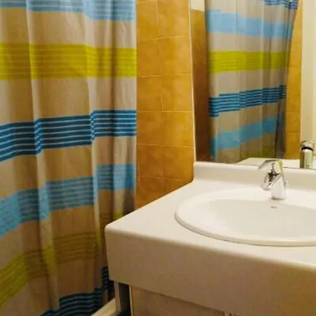 Montalbert , 2 Pièces, 4 Personnes - Fr-1-181-2454 Appartement